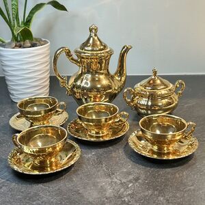 Beehive Arnart Japan Porcelain Gold Tea Set, Four Cups‎ & Saucers M4010